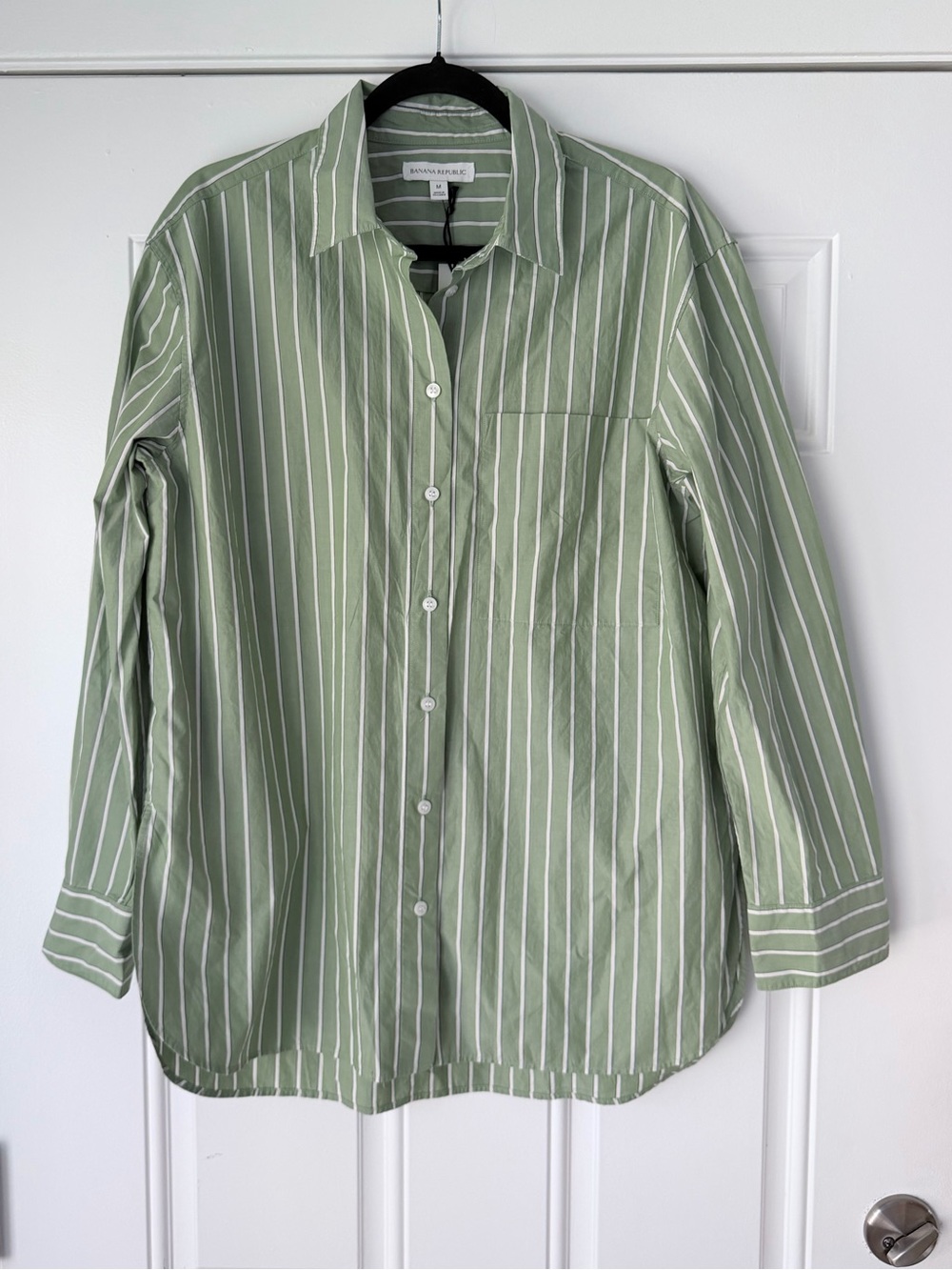 NWT BANANA REPUBLIC SIZE M THE OVERSIZED SHIRT IN COTTON POPLIN GREEN STRIPED